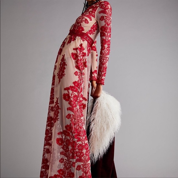 Las Palmas Overlay Crochet Maxi Dress - Picture 3 of 10